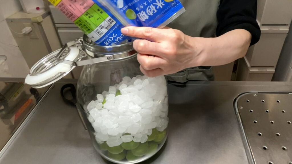 02 add rock sugar