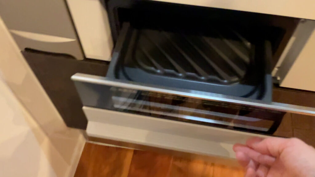 System kitchen, IH cooktop and grill