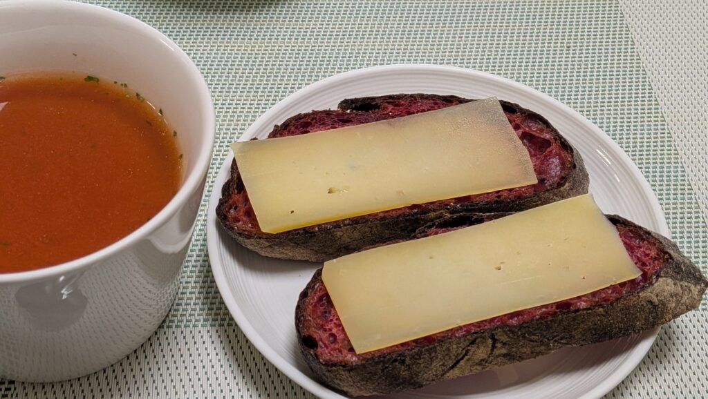 2.ペテガリ bread